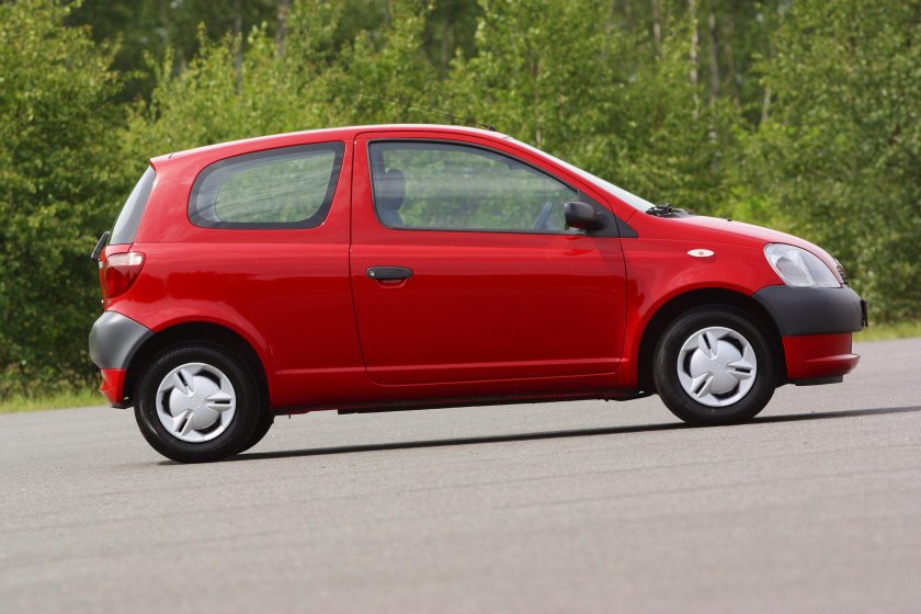 Toyota Yaris 1999