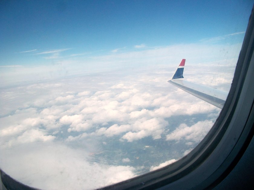 Окно самолета