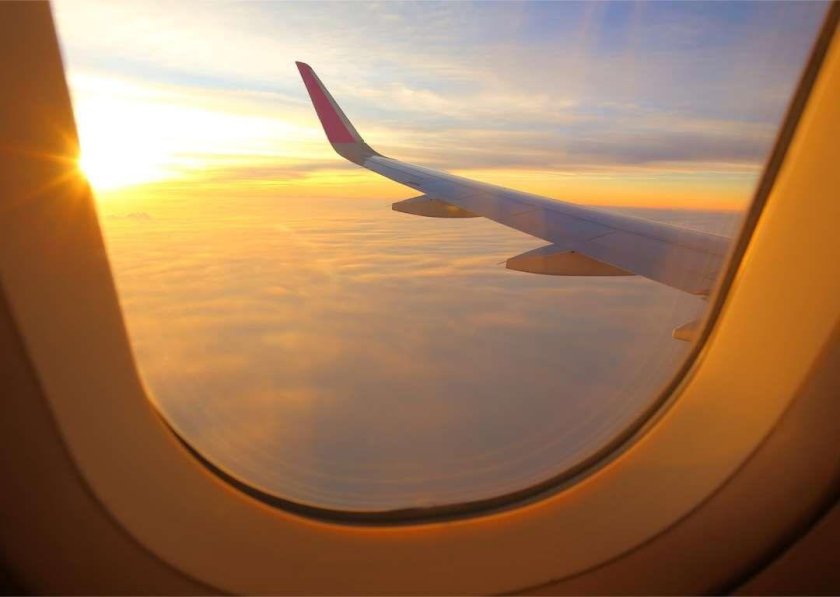 Окно самолета