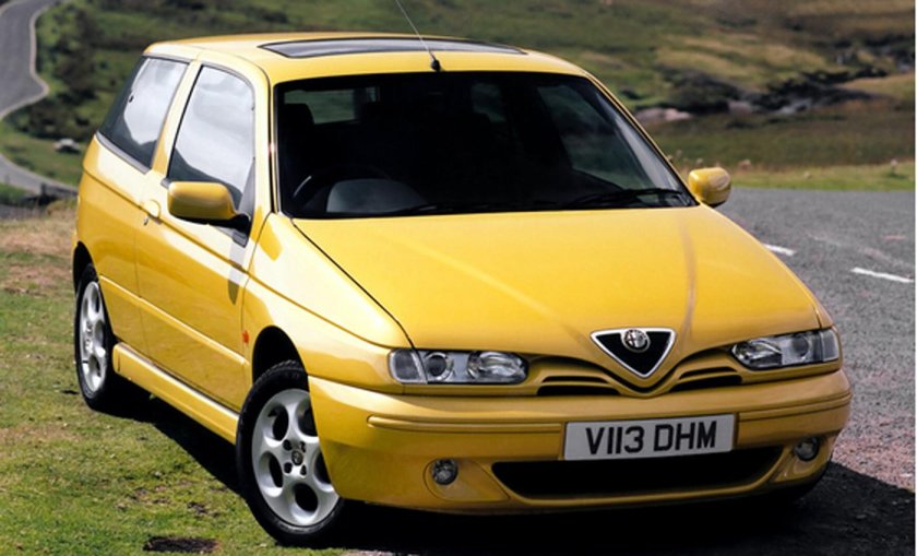 Alfa Romeo 145
