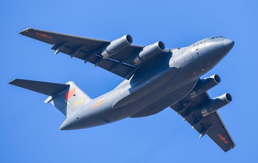 Военно-транспортный самолет Xian y-20
