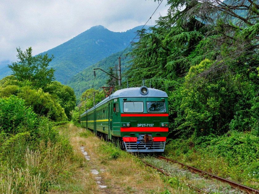 Туристический поезд в абхазию
