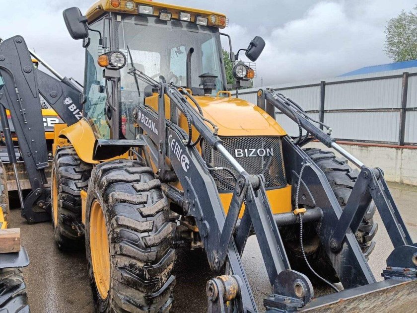 Экскаватор погрузчик cukurova 888