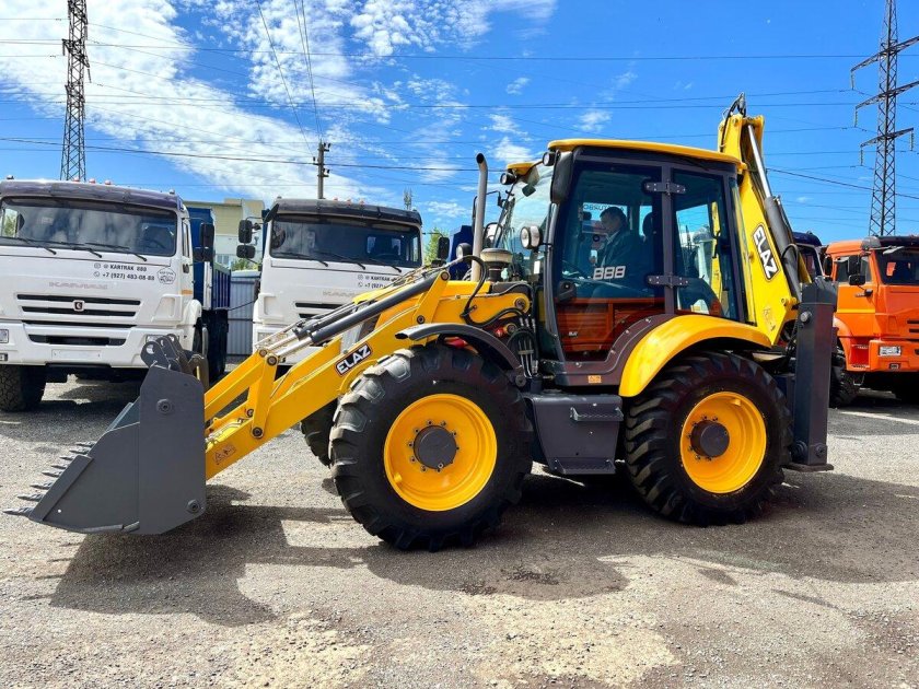 Экскаватор-погрузчик Elaz-BL 880