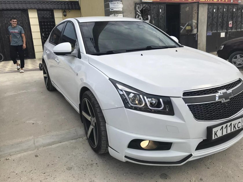 Chevrolet Cruze 2012 с обвесами