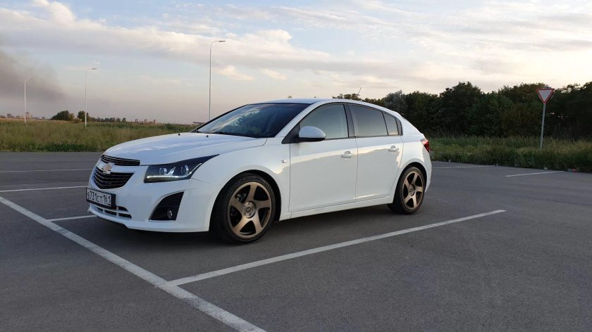 Chevrolet cruze hatchback tuning