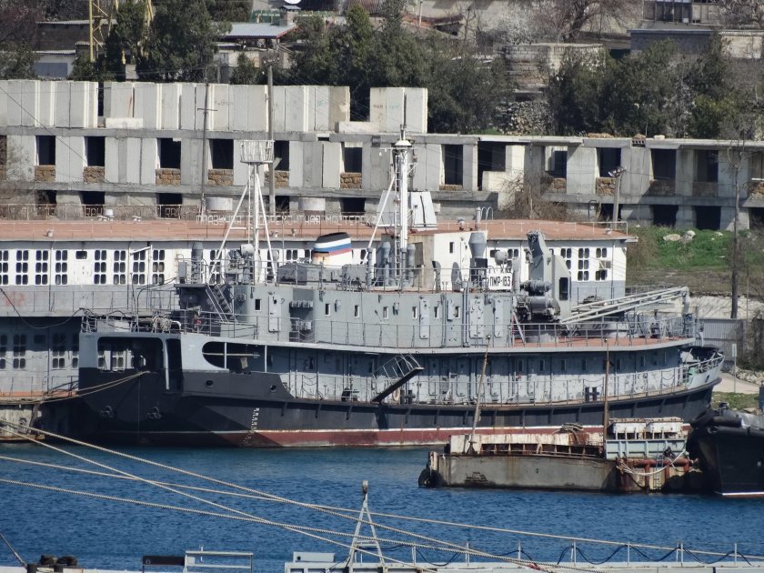 Плавучие мастерские проекта 725