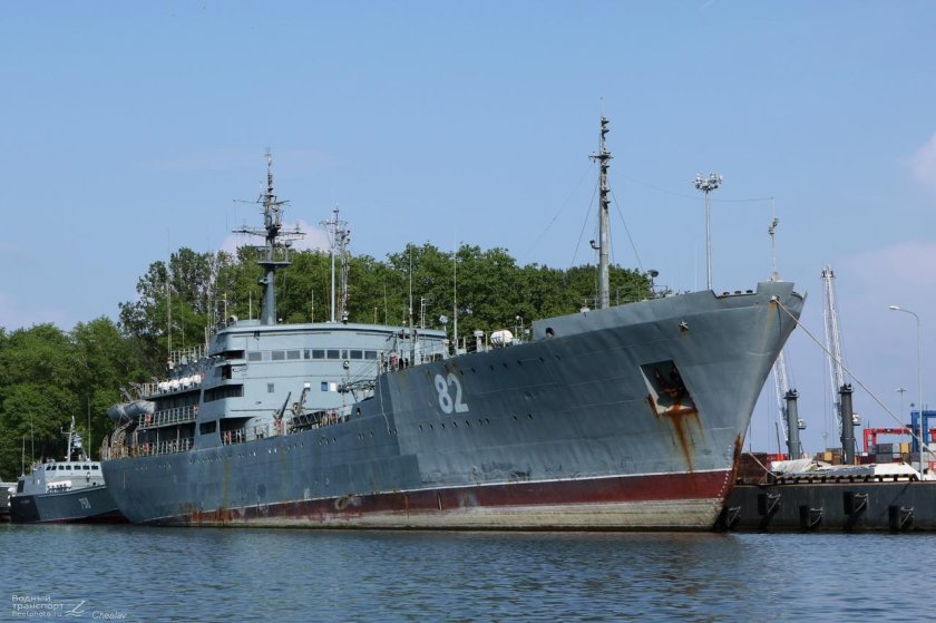 ПМ 82 плавучая мастерская