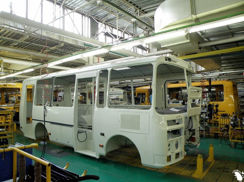 Павловский Автобусный завод, Павлово