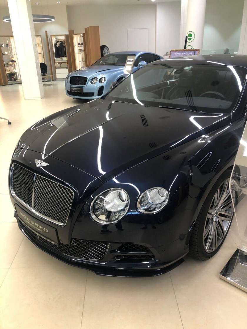 Bentley Continental gt 2020