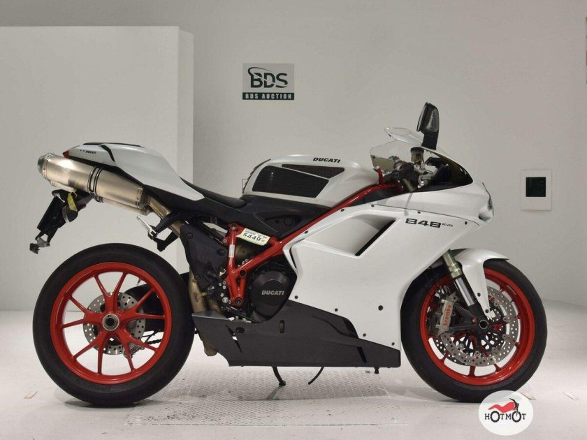 Ducati 848