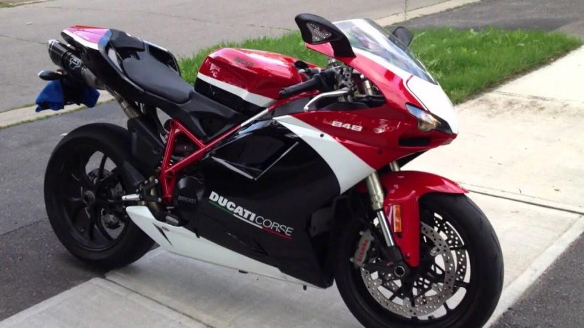 Ducati 848 EVO