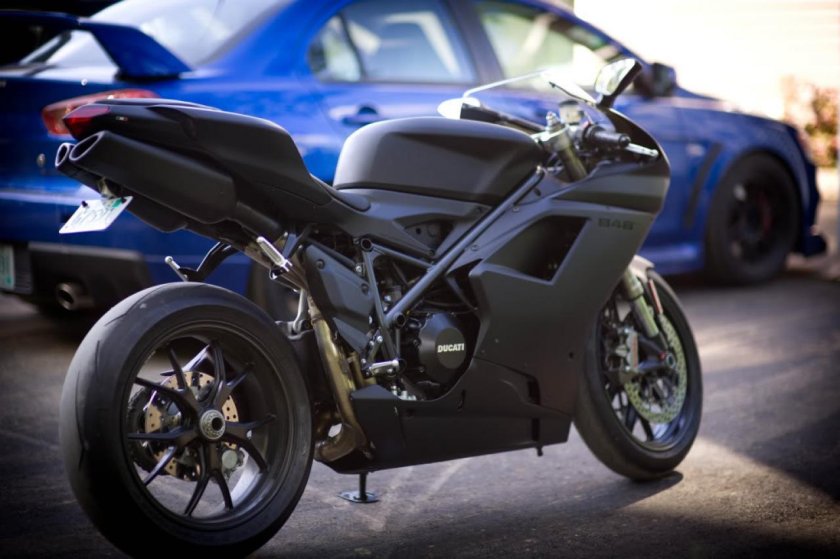 Ducati 848 black