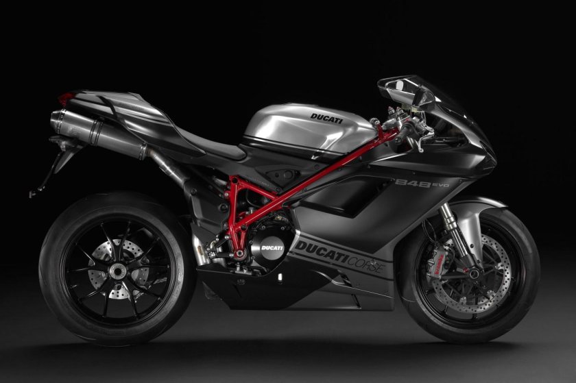 Мотоцикл Дукати 848
