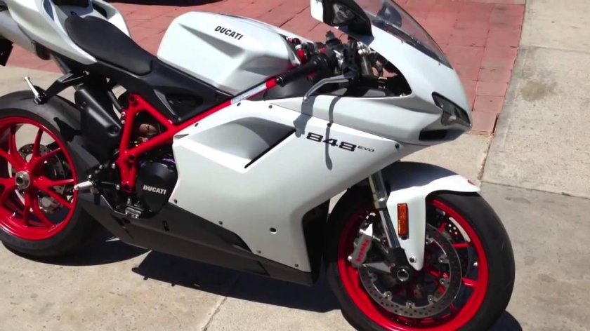 Ducati 848