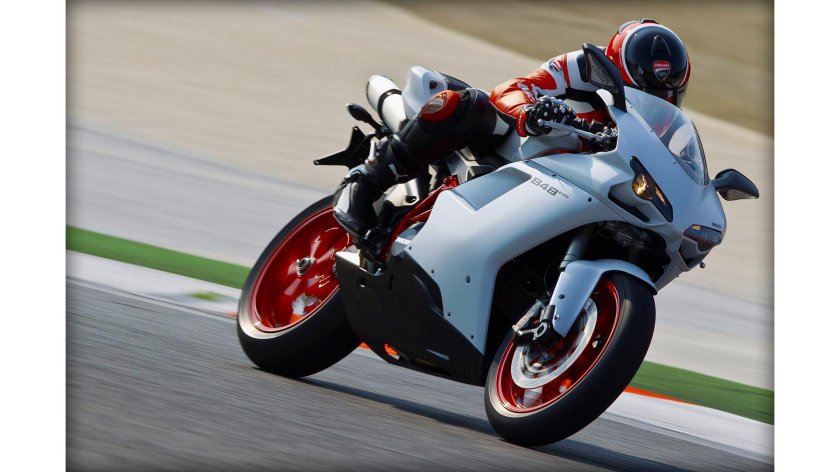 Ducati 848 EVO
