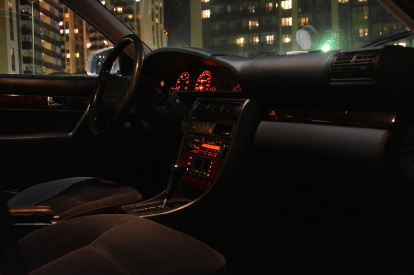 Ауди а6 с4 ночью