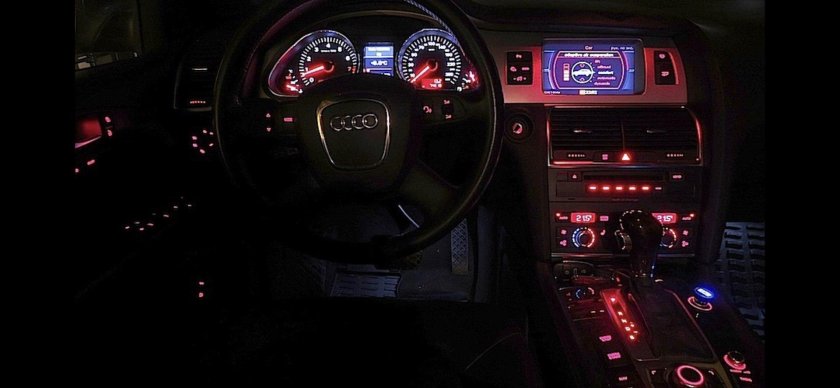 Подсветка салона Ауди q7