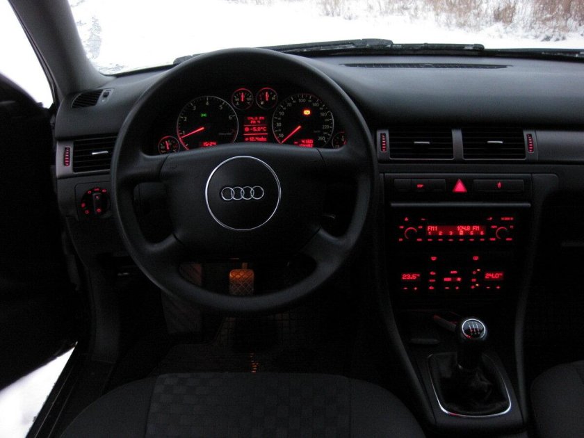 Ауди а6 с5 2.4 1999