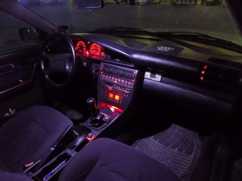 Подсветка салона Ауди а6 с5