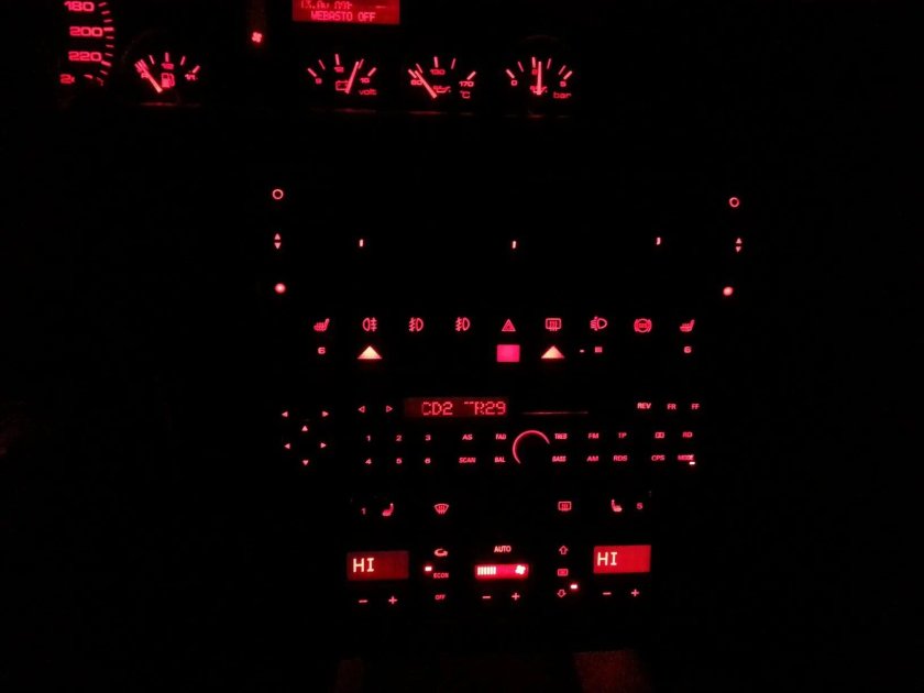 Подсветка салона Ауди 100 с4