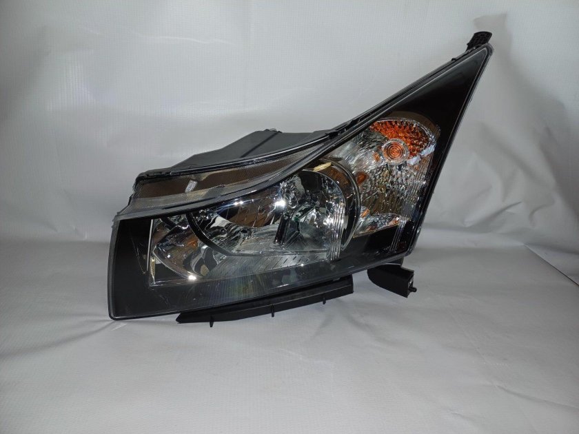 Фара левая для chevrolet cruze