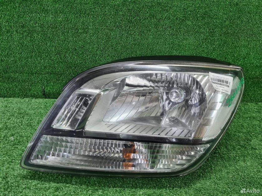 General motors фара левая