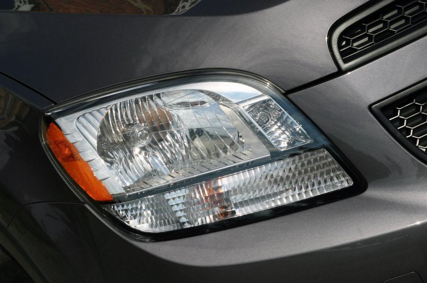 Chevrolet Orlando фара