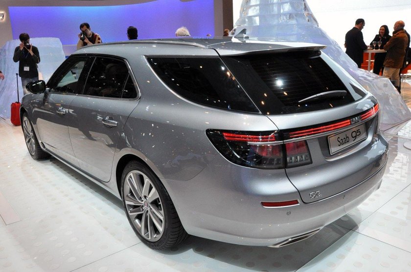 Saab 9-5 Wagon 2011
