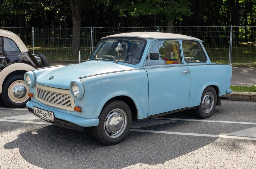 Автомобили ГДР