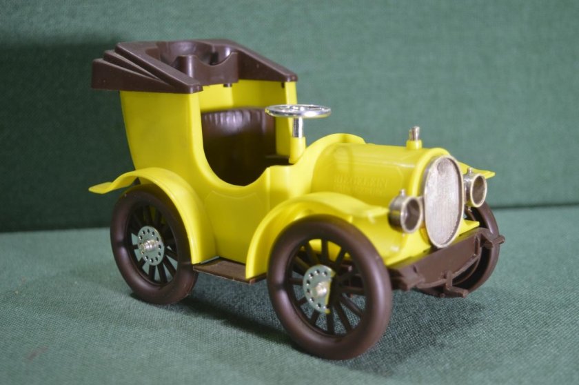 Машинка игрушки