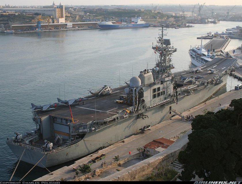 Uss bonhomme richard lhd-6