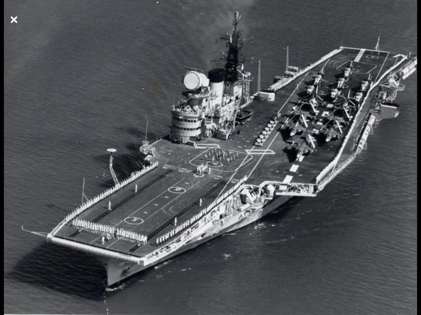 Авианосец Викториес