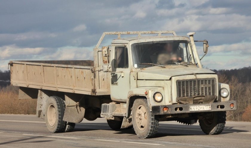 ГАЗ 3306 самосвал
