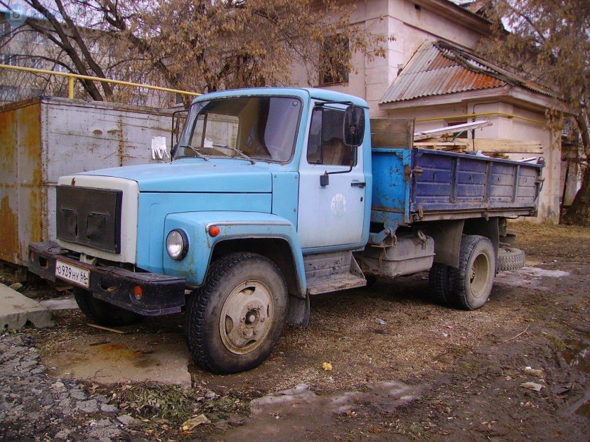 ГАЗ-3307 самосвал