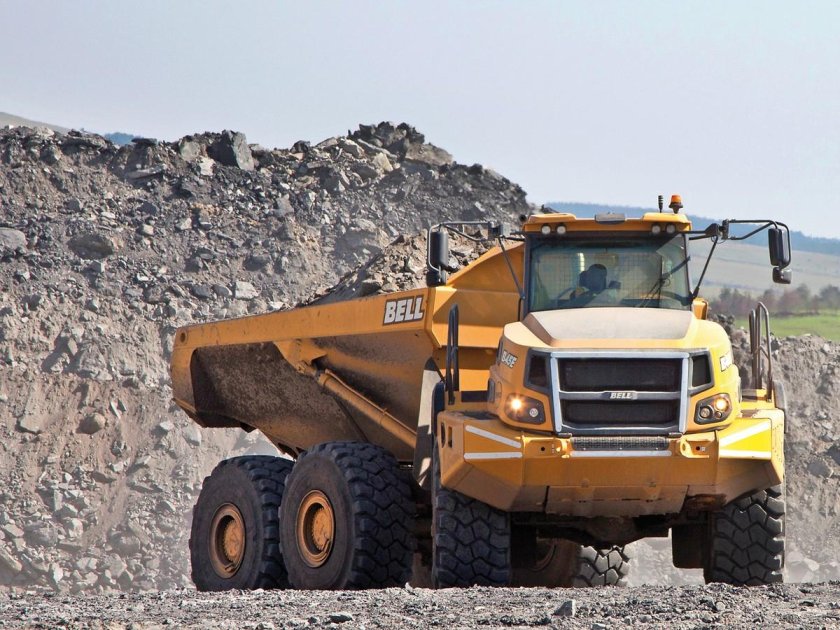 Сочлененный самосвал Bell b50e