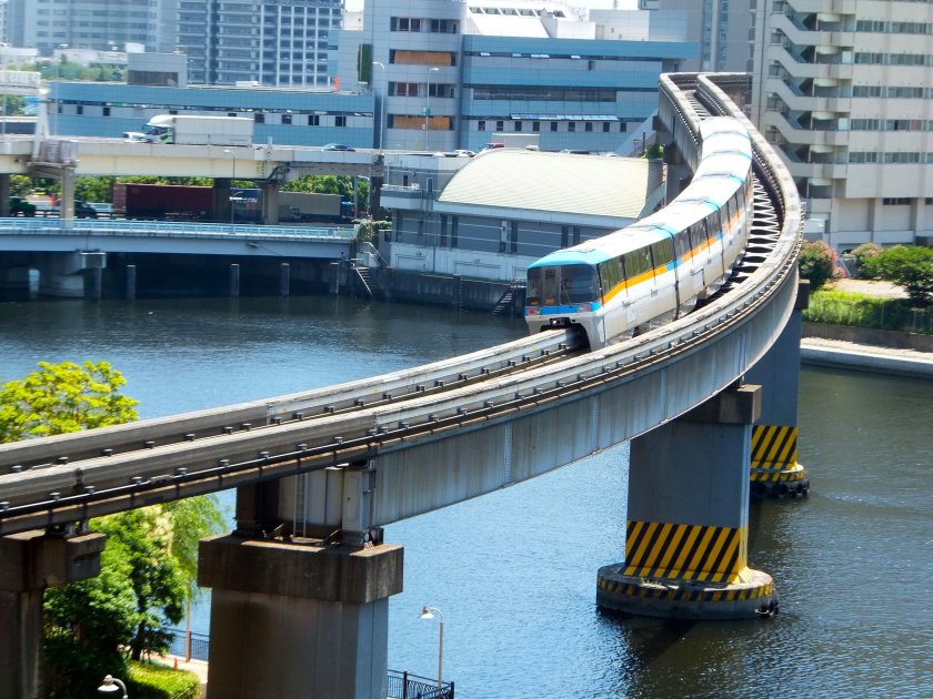Монорельс Токио