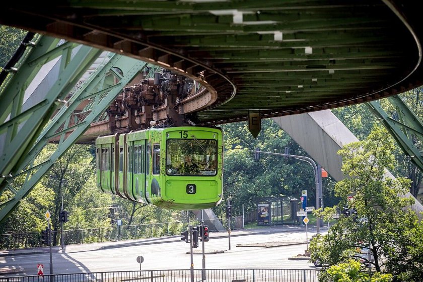Вупперталь монорельсовая дорога