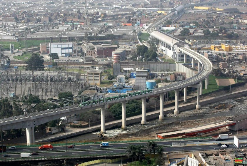 Надземное метро в Москве