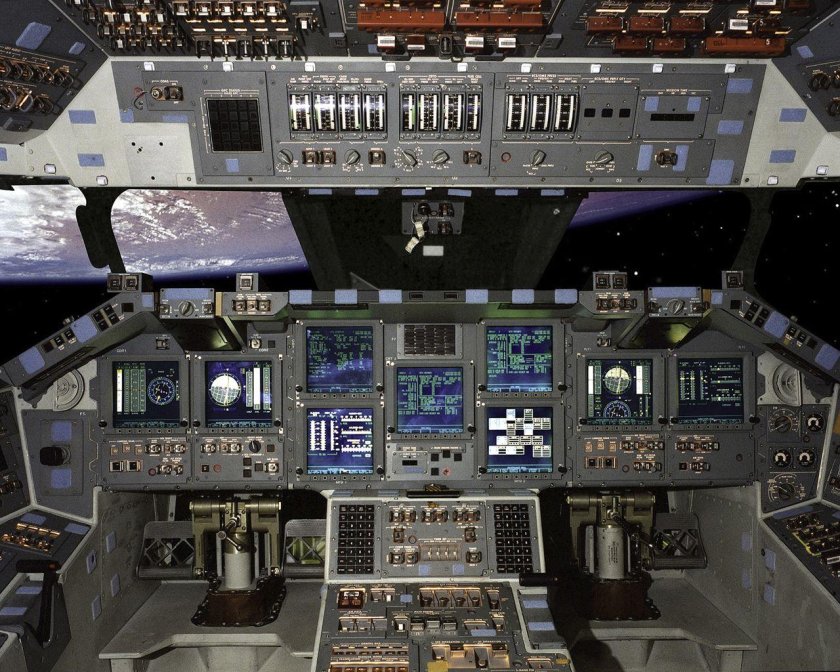 Спейс шаттл кабина