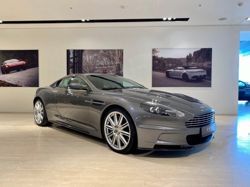 Астон Мартин б9