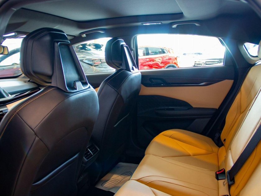 Чанган юни-v черный