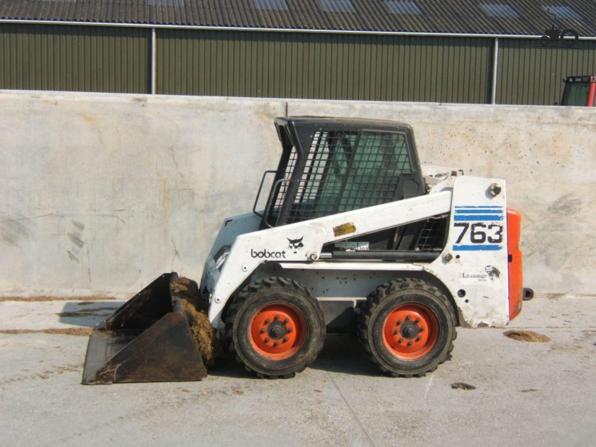 Трактор Bobcat