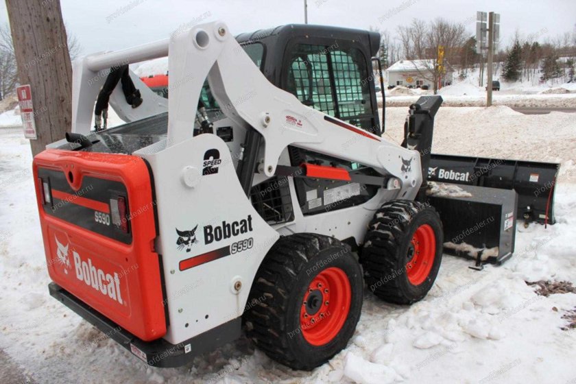 Бобкэт s590
