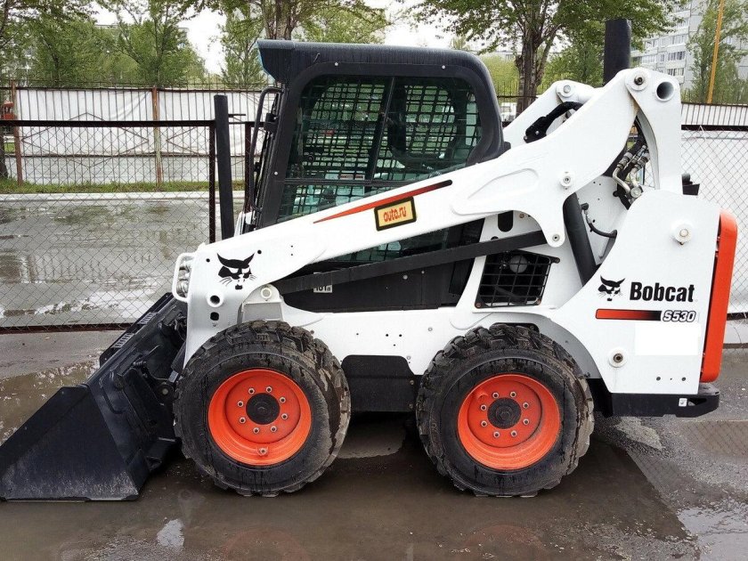 Погрузчик Bobcat s530