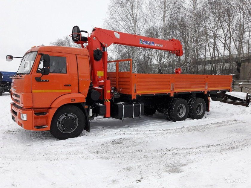 Бортовой КАМАЗ 65115 С КМУ Kanglim 2056