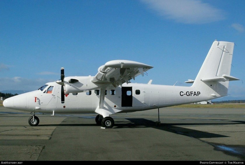 DHC-6 самолет