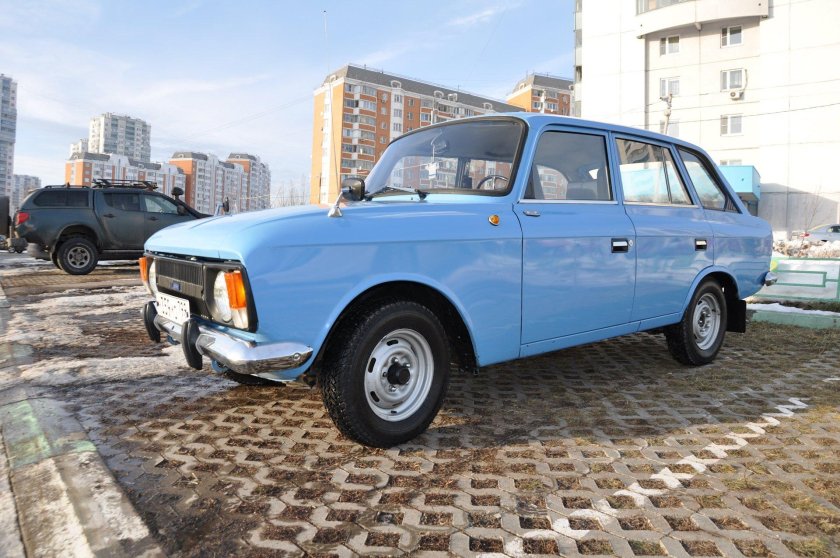 ИЖ Комби 2125