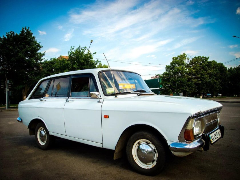 ИЖ Комби 2125