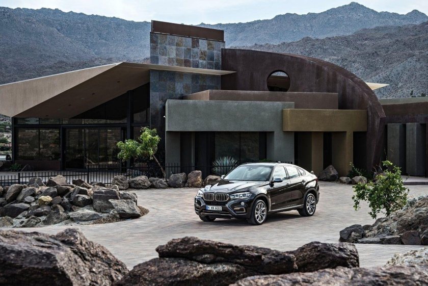 БМВ х6 и дом